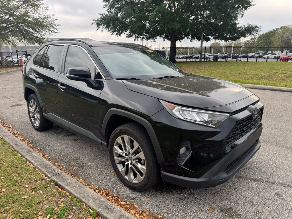 2021 Toyota RAV4 XLE Premium 7