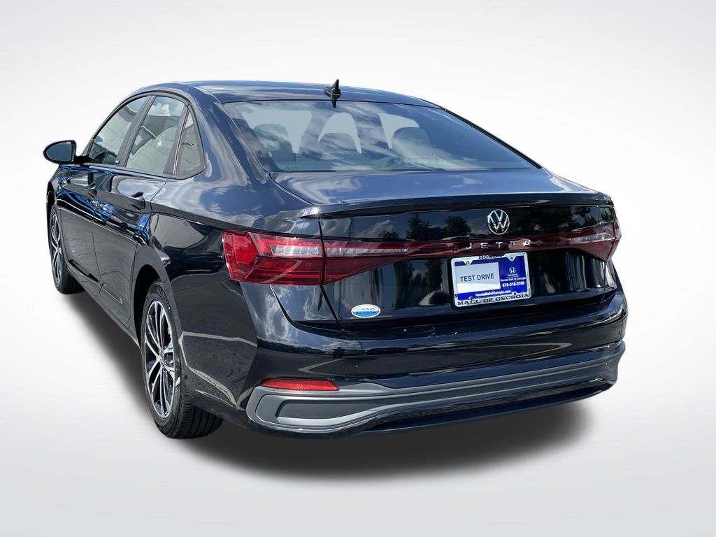 Thumbnail: 2025 Volkswagen Jetta - 4