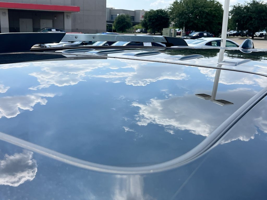 Used 2022 Black GMC Denali image 23