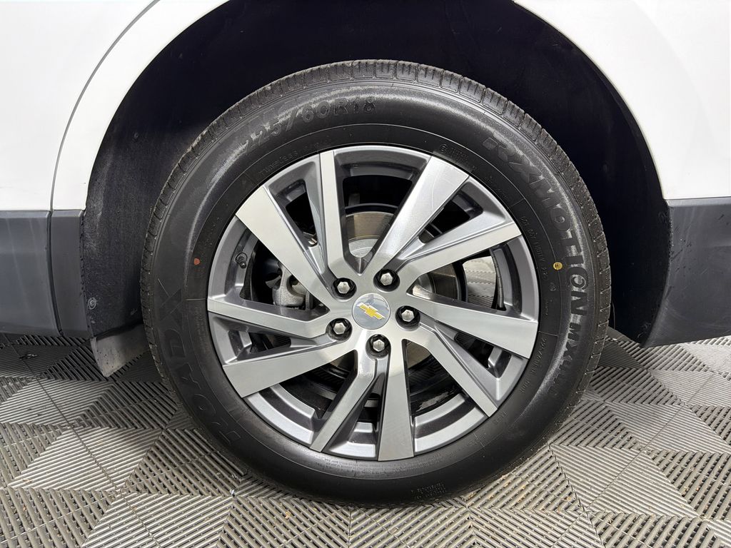 used 2022 Chevrolet Equinox car, priced at $21,500