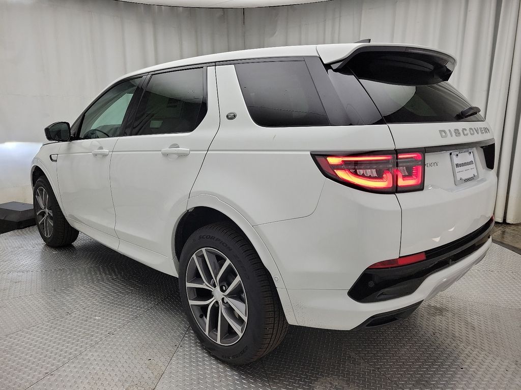 2025 Land Rover Discovery Sport S 4