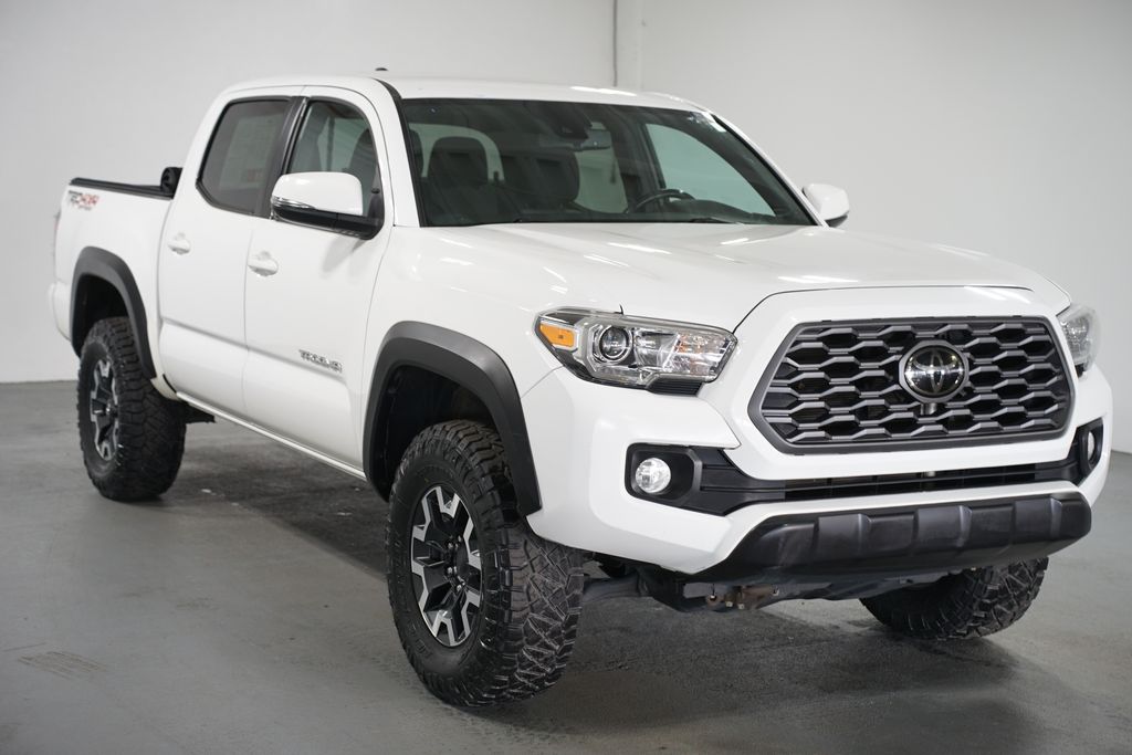Thumbnail: 2021 Toyota Tacoma - 3