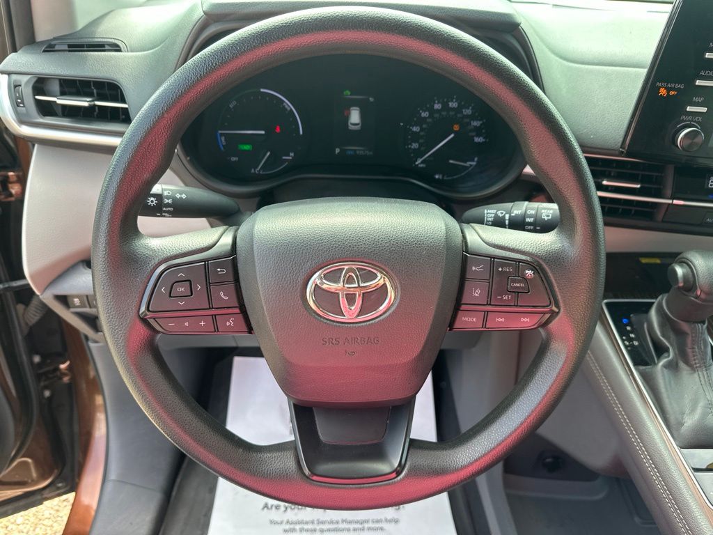 Used 2022 Toyota Sienna Van