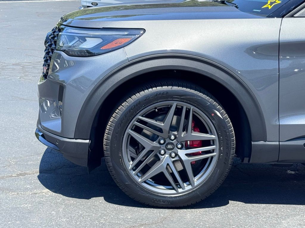 FordExplorer40