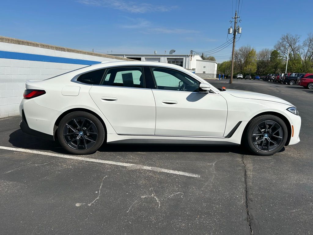 2024 BMW i4 xDrive40 6