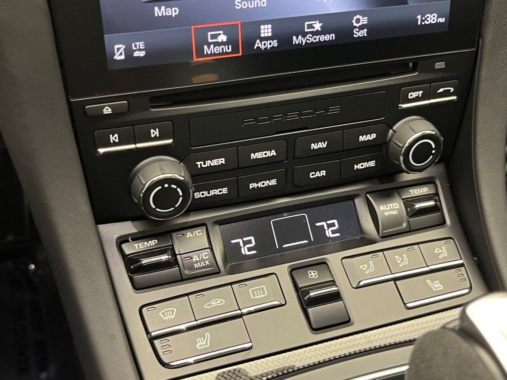 2019 Porsche 911 Carrera 4S 16