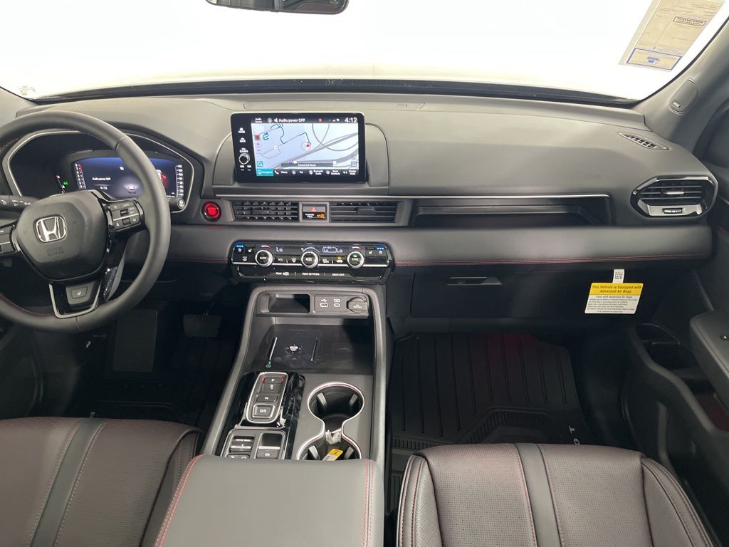 Thumbnail: 2025 Honda Pilot - 16