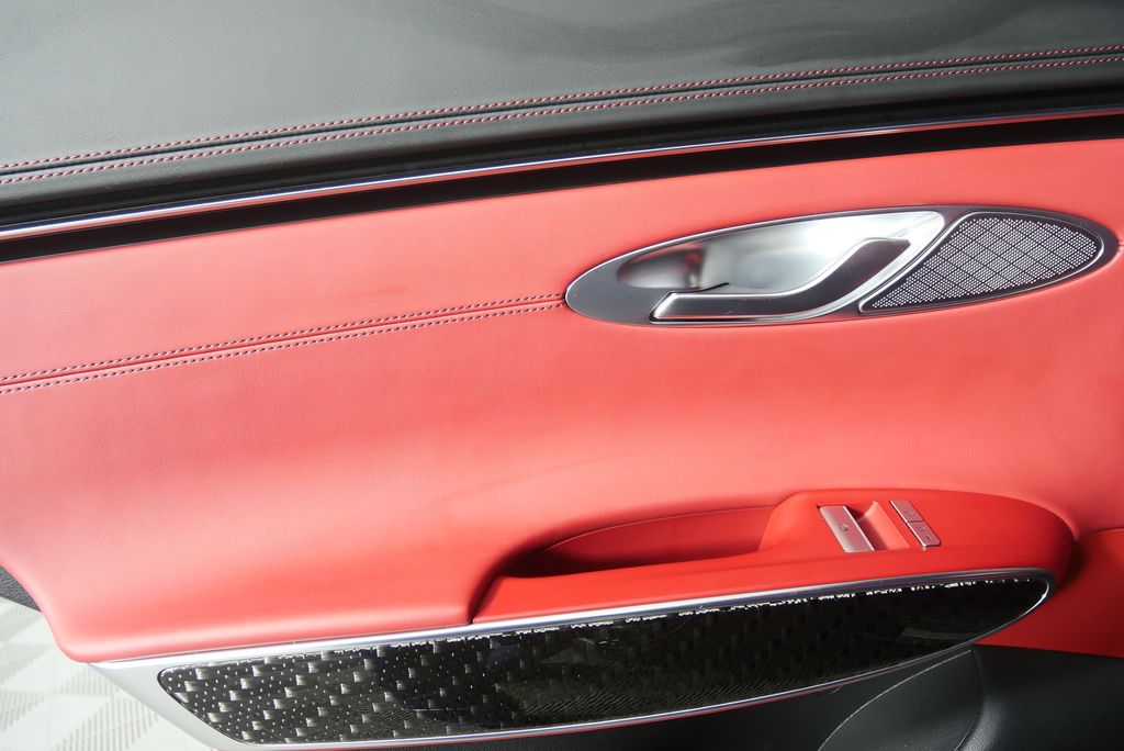 Thumbnail: 2024 Genesis GV70 - 14