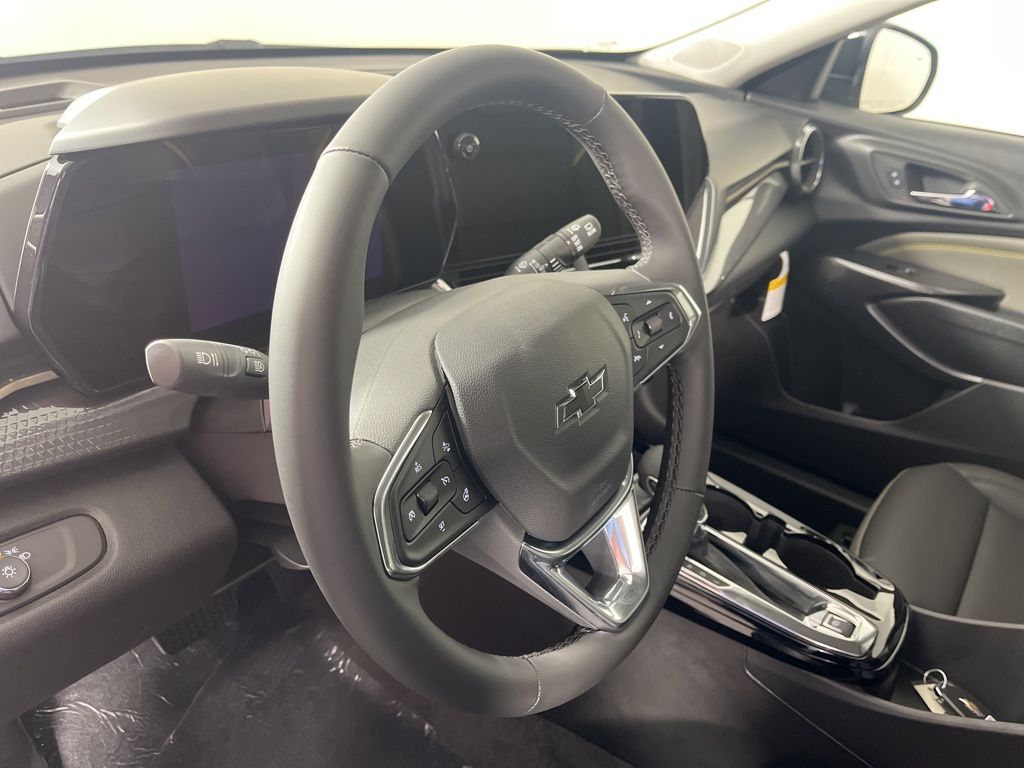 Thumbnail: 2026 Chevrolet Trax - 25