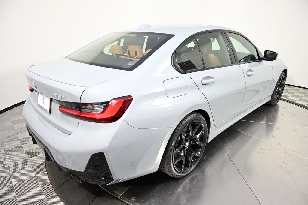 Thumbnail: 2025 BMW 3 Series - 5