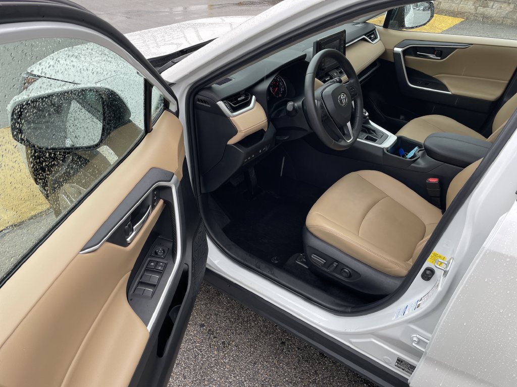 Used 2022 Toyota RAV4 SUV