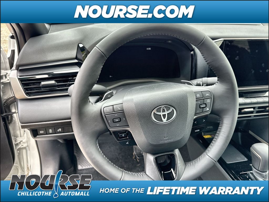 2025 Toyota Camry XSE photo