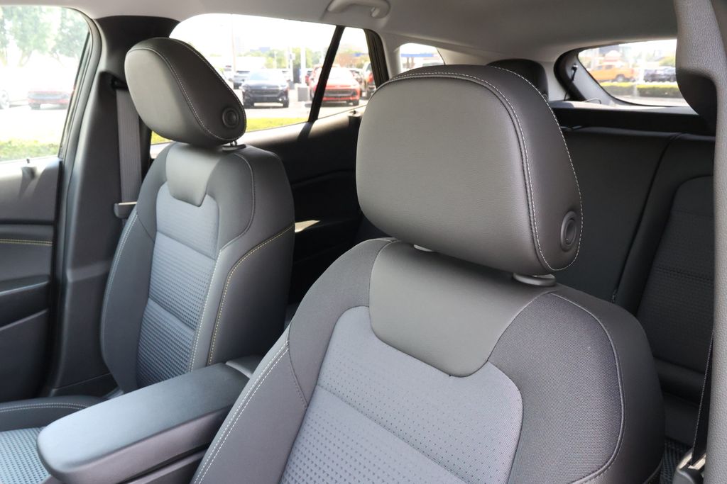 Thumbnail: 2025 Chevrolet Trax - 15