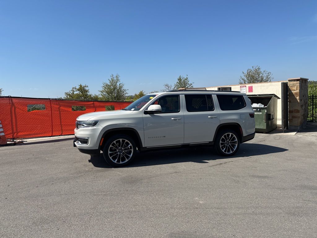 Used Car 2022 Jeep Wagoneer  Series Iii For Sale Under $50,000 In Austin, Texas