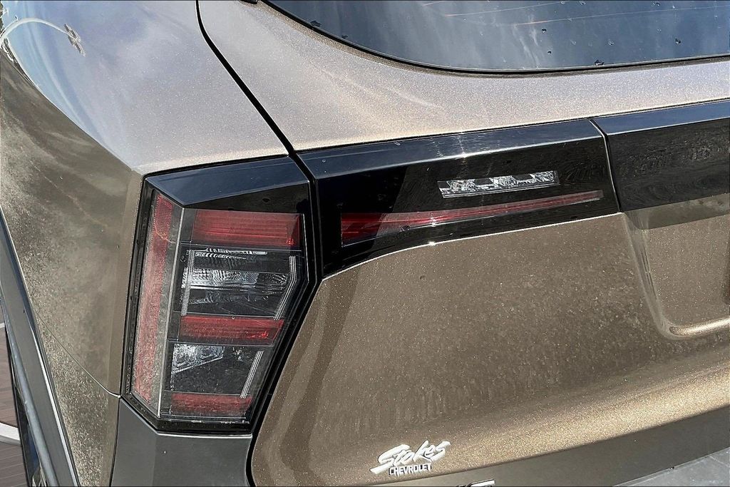 Used 2025 Nissan Kicks SUV