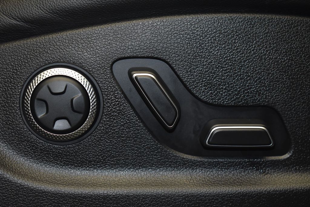 2024 Genesis GV80 2.5T 27
