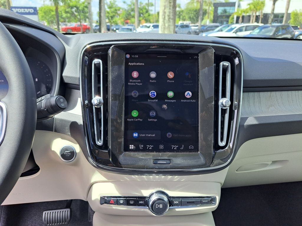 New Vapour Grey Metallic 2026 Volvo XC40 Plus for Sale in Miami
