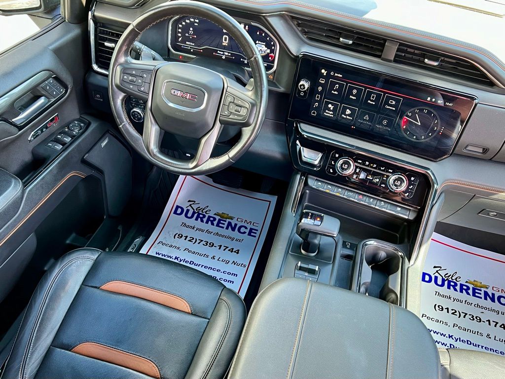 2023 GMC Sierra 1500 AT4 photo