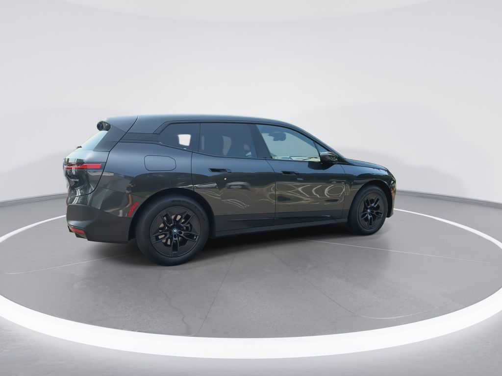 Thumbnail: 2024 BMW iX - 8