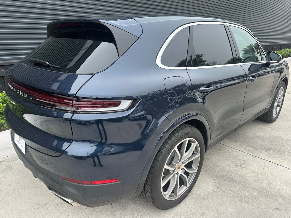 2024 Porsche Cayenne  12