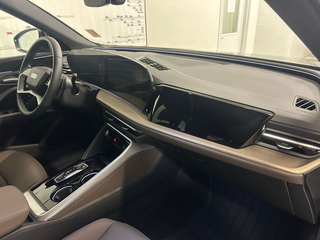 used 2025 Audi Q5 car, priced at $45,994