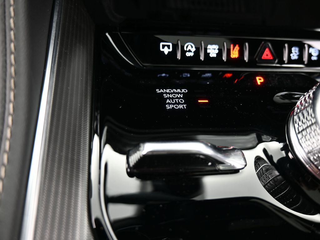 New 2026 Bright White Clearcoat Jeep Summit image 23