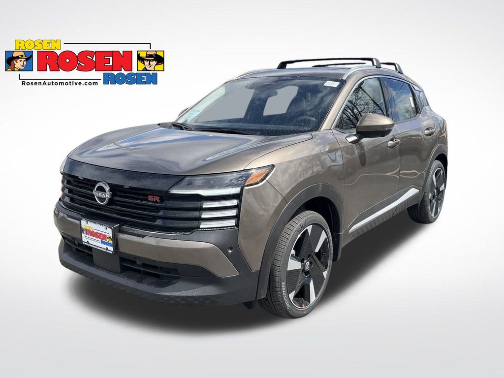 The 2025 Nissan Kicks SR photos