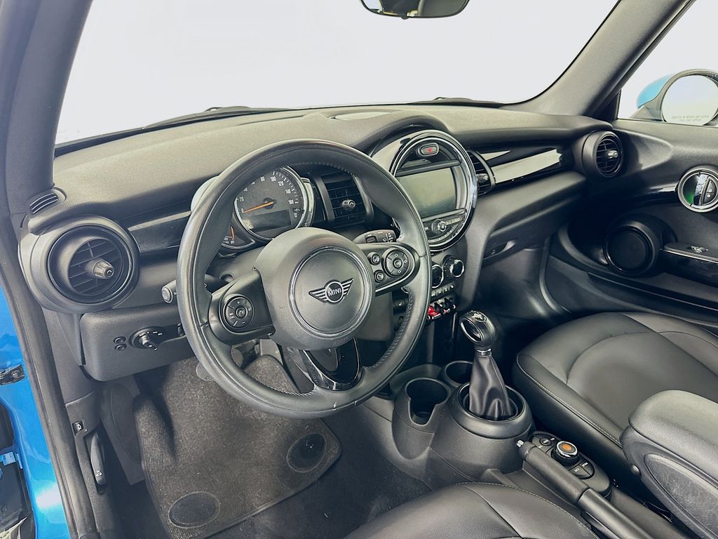 2019 MINI Cooper  9