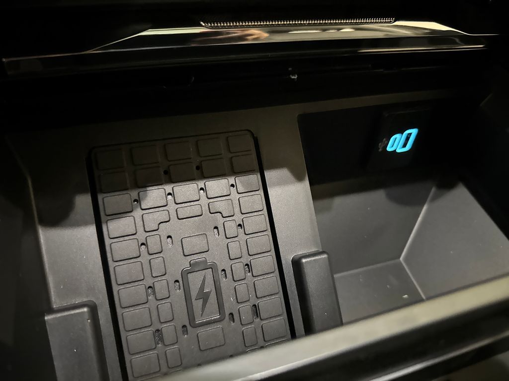 New 2026 Black Ford Lariat image 37