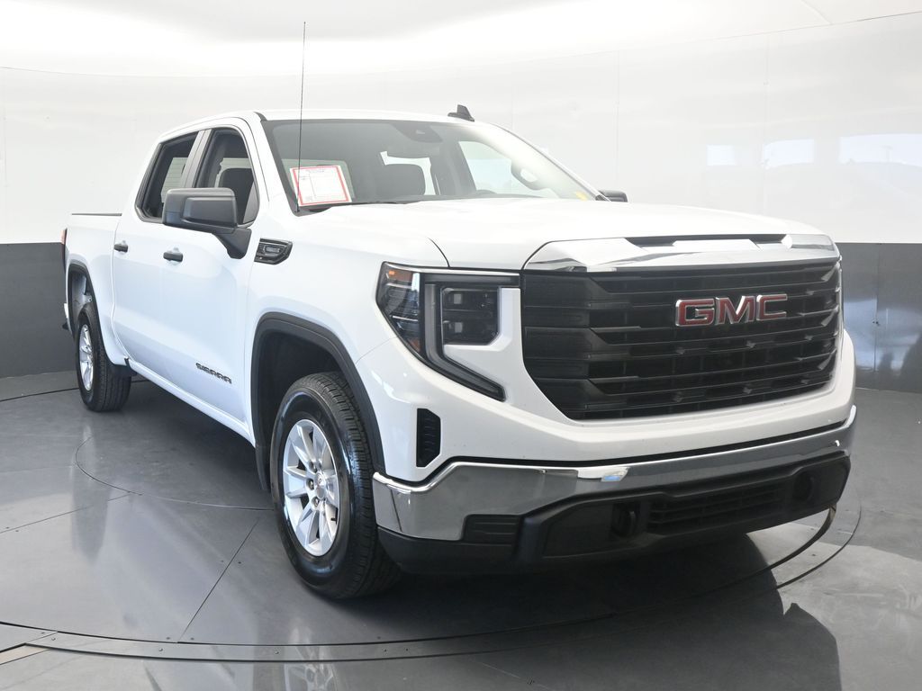 Used 2024 Summit White GMC Pro image 9