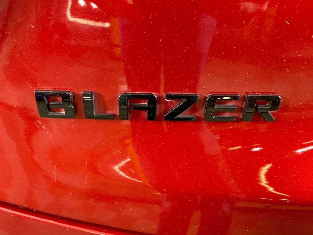 2021 Chevrolet Blazer RS 32