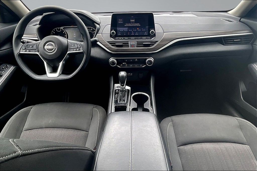 2024 Nissan Altima 2.5 SV - 7