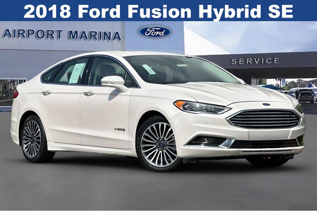 2018 Ford Fusion Hybrid SE 2