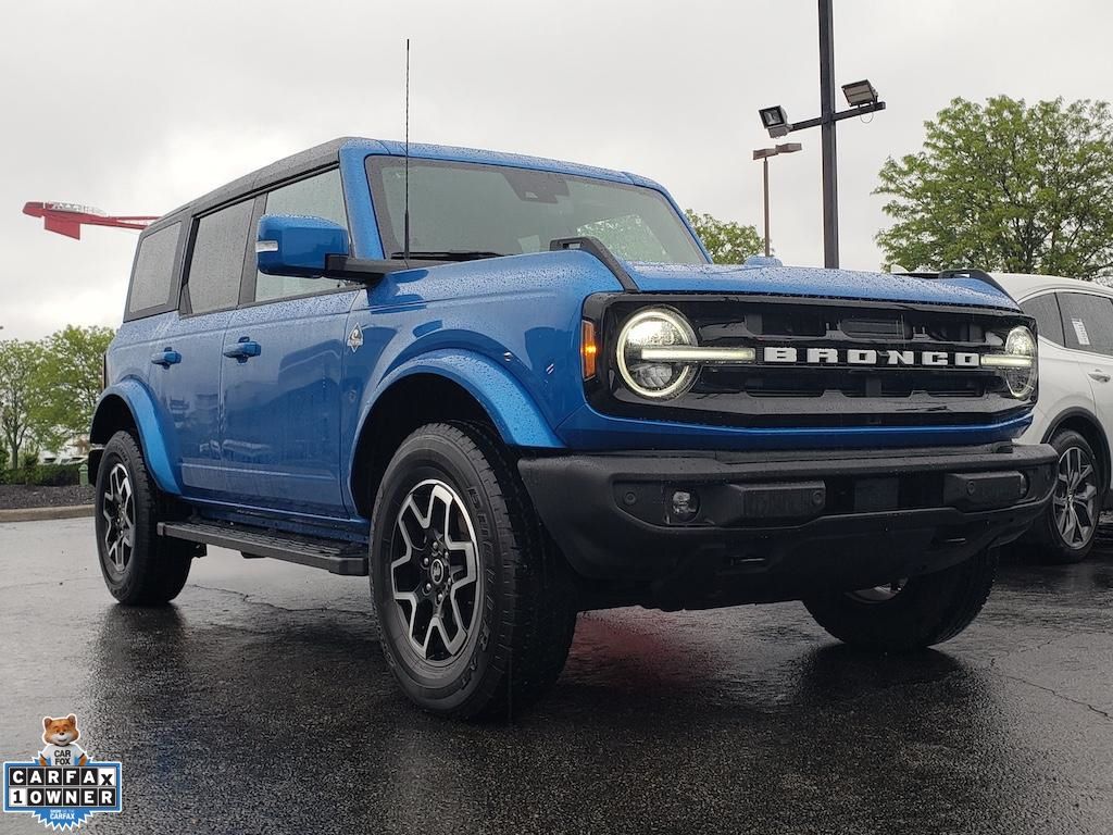 Velocity Blue Metallic 2024 Ford Bronco Outer Banks 4-Door 4WD SUV / Crossover Four-Wheel Drive Automatic