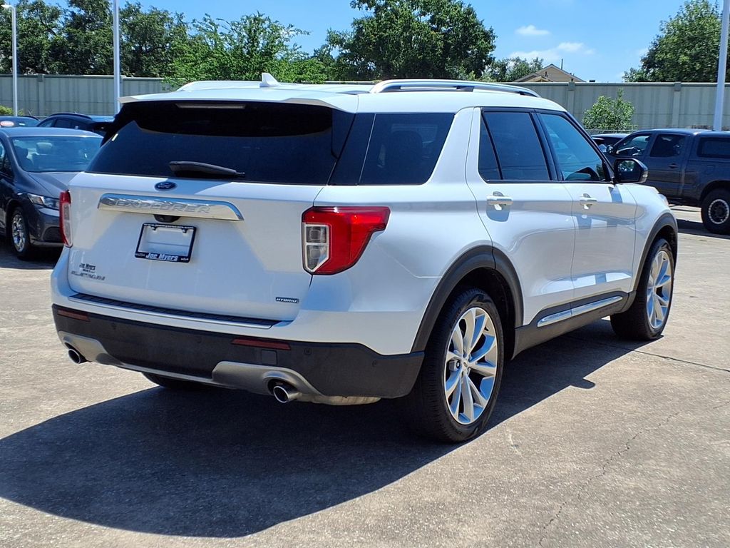 2023 Ford Explorer Platinum White at Baytown Hyundai