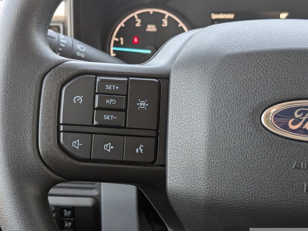 2025 Ford F-550 Chassis XL