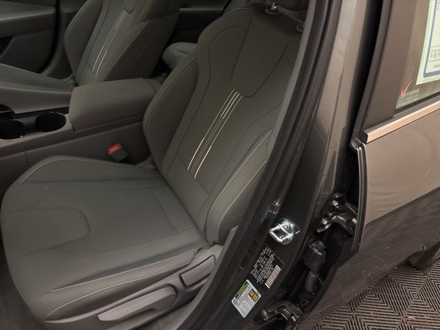 Used 2025 Hyundai Elantra For Sale in Bedford, OH