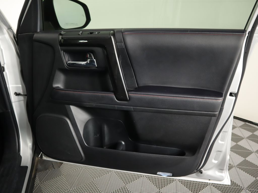 Thumbnail: 2023 Toyota 4Runner - 26