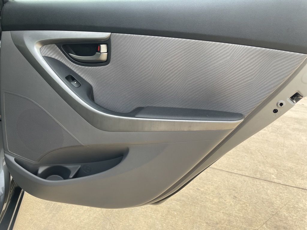 Used Car 2013 Hyundai Elantra  Gls For Sale Under $10,000 In Georgetown, Texas