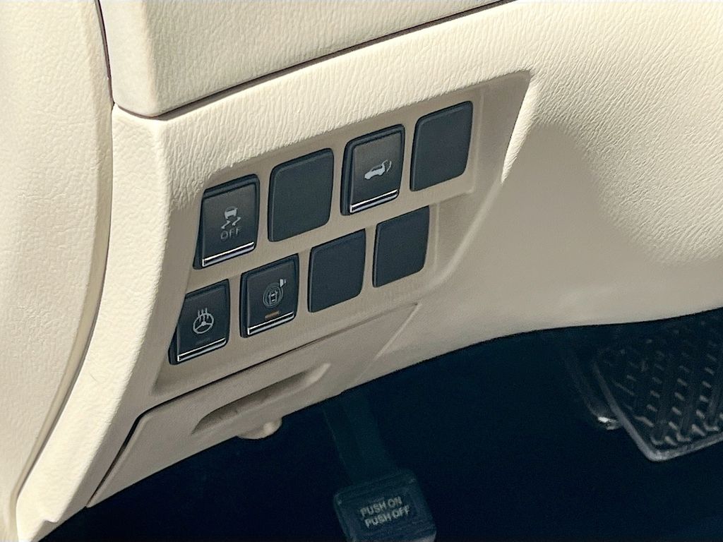 Used 2019 Blue INFINITI LUXE image 10