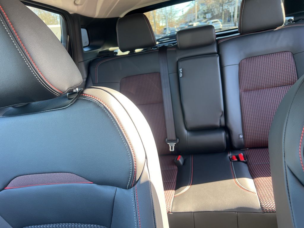 2026 Nissan KICKS SR AWD - Photo 35