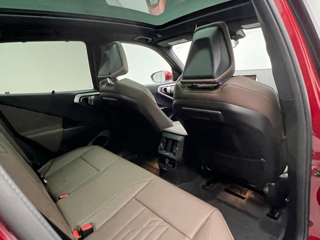 Thumbnail: 2026 BMW X3 - 8