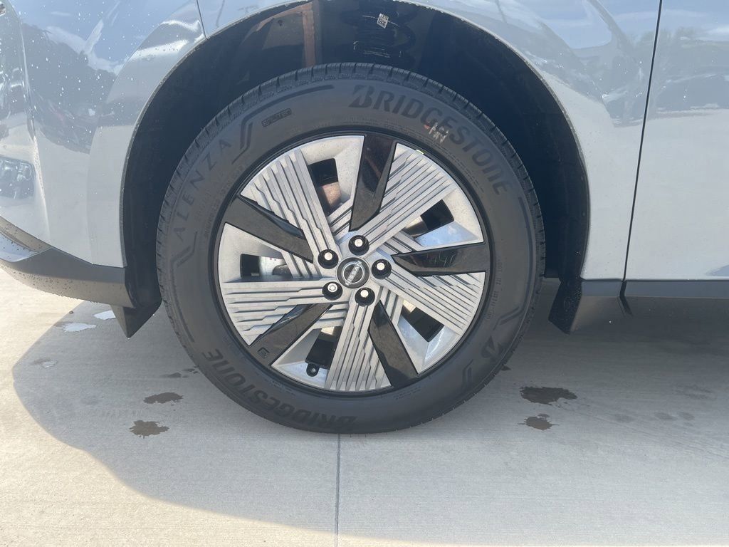 2025 Boulder Gray Pearl/Super Black Nissan Murano SL AWD SUV