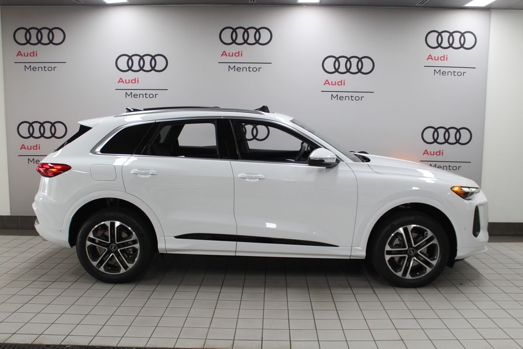 2025 Audi Q5  7