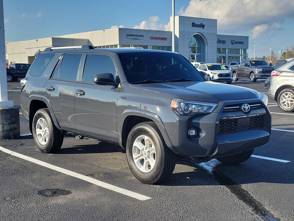 2024 Toyota 4Runner SR5 RWD