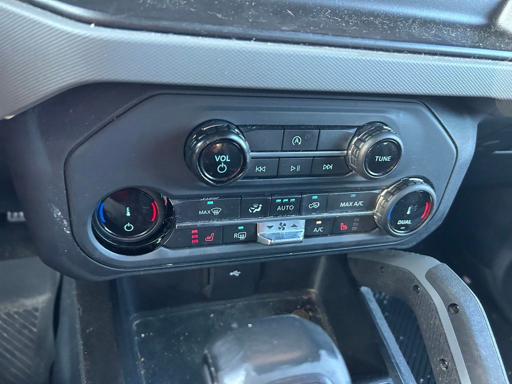 Thumbnail: 2022 Ford Bronco - 23