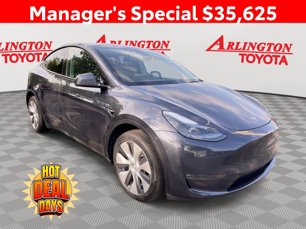 2024 Tesla Model Y Long Range Dual Motor All-Wheel Drive's photo