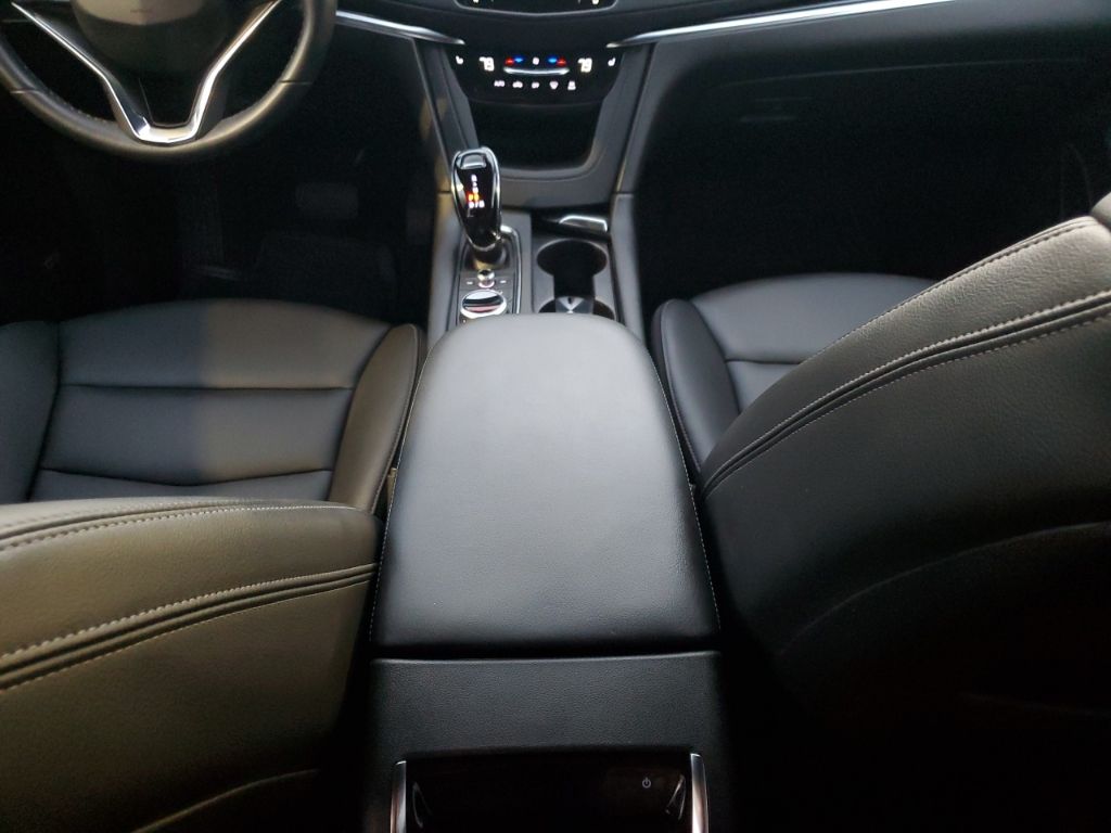 Used Car 2024 Cadillac Xt6  Luxury For Sale Under $40,000 In Austin, Texas