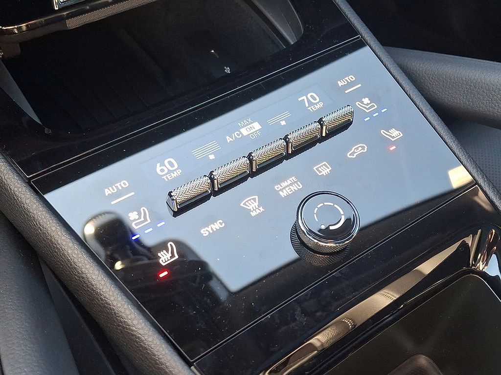 Thumbnail: 2025 Porsche Cayenne - 18