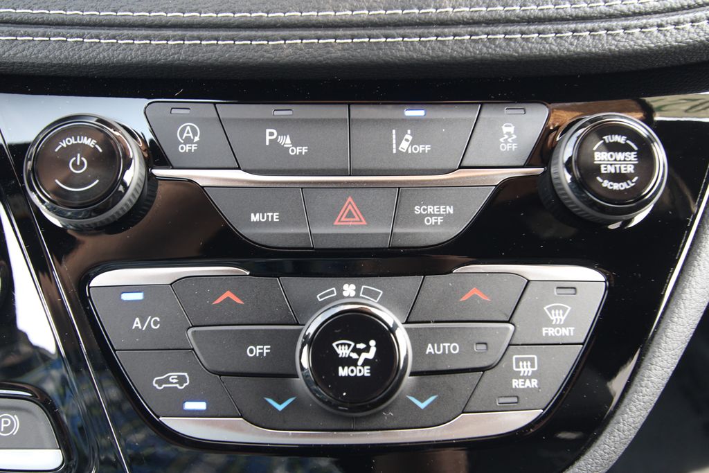 New 2027 Chrysler Pacifica Van